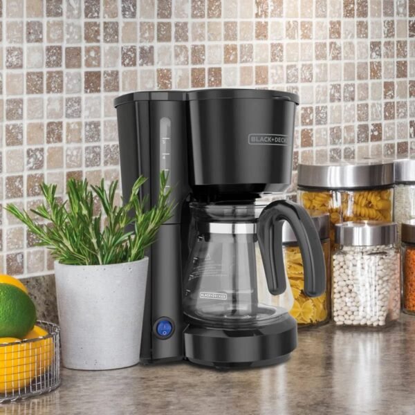 Cafetera de 5 Tazas CM0701B 5 Cafetera Black & Decker CM0701B